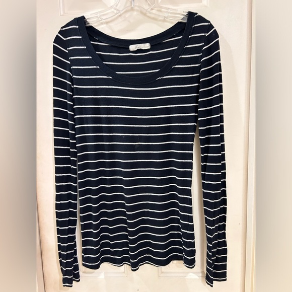 FREE with purchase:: XXI, Long Sleeve Top, Round Neck, Blue & White Strip, Sz S - Picture 9 of 11